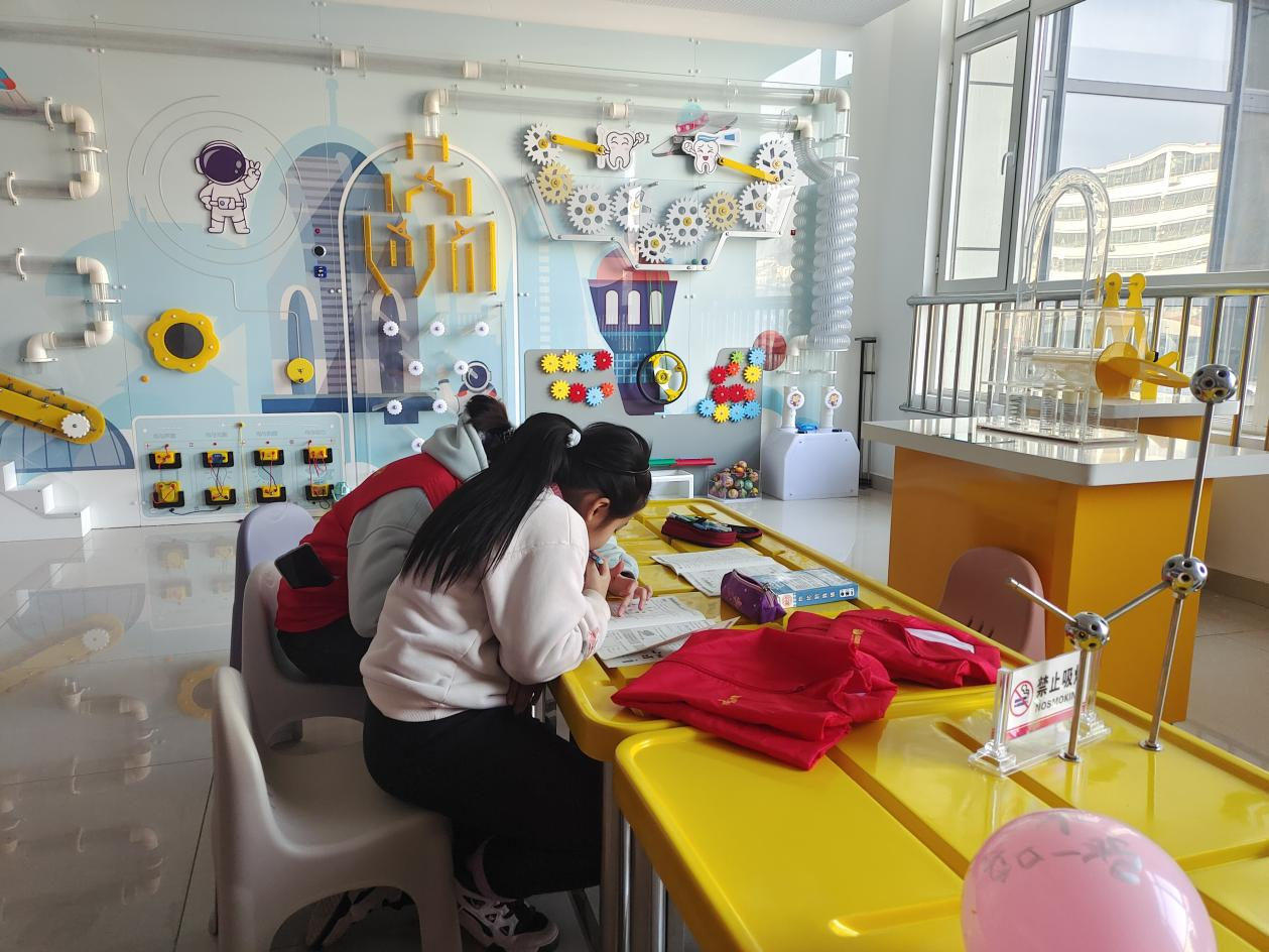 “青青学堂”作业辅导小课堂活动