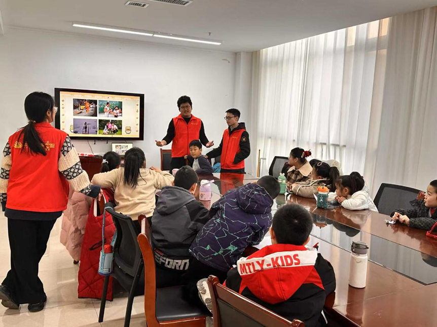 共青团“伙伴计划”示范项目——梦想之舟小课堂系列活动:梦想启航,知识导航 ...