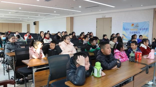 共青团“伙伴计划”示范项目——“爱护环境,从我做起”青少年DIY毛毡活动 ...