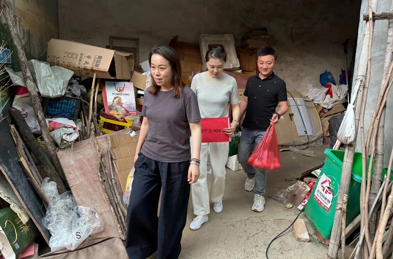 温情走访 关爱到家——东平信息港公益协会开展“爱心港”困境儿童走访活动 ...