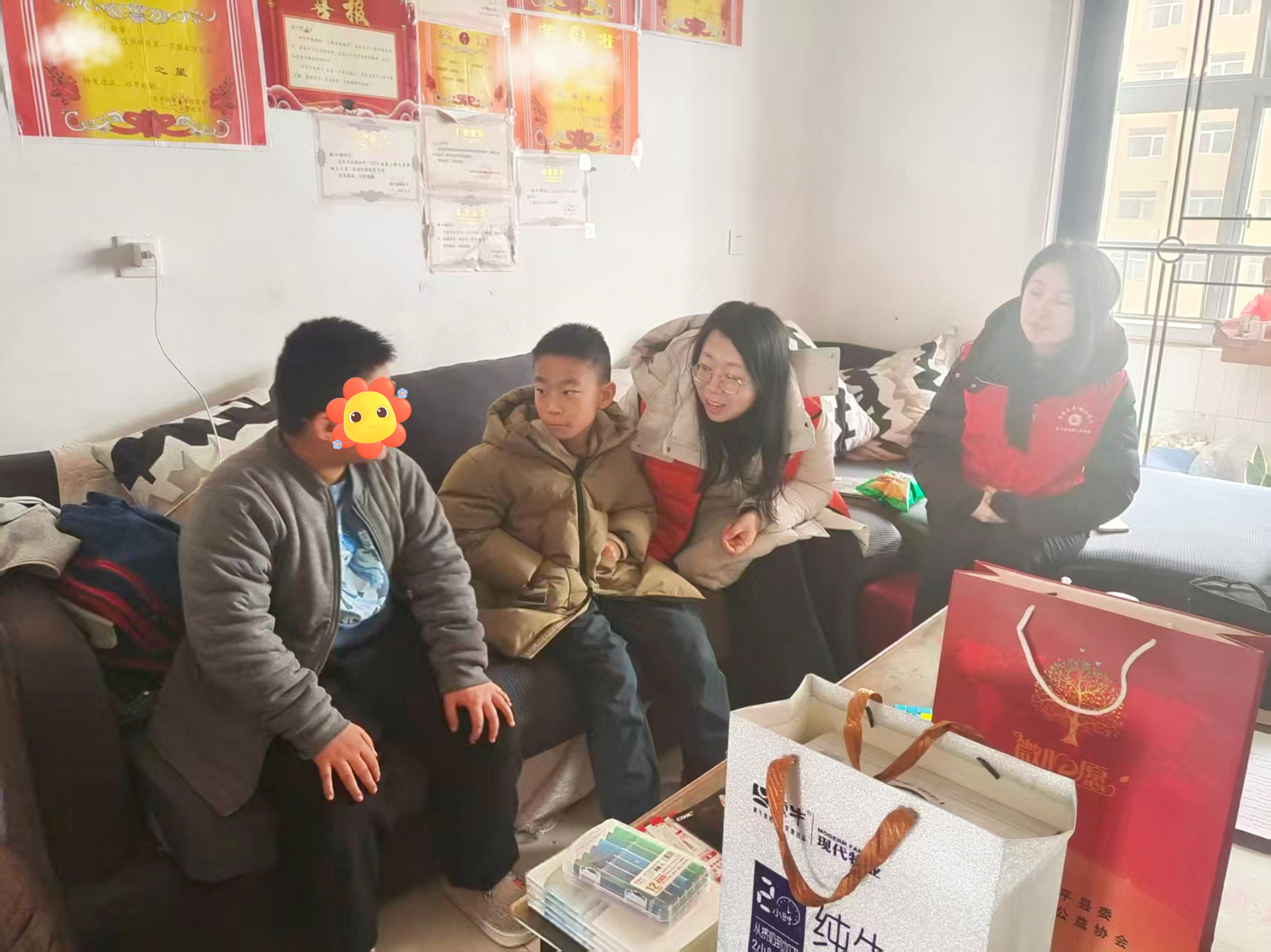 “港湾妈妈”暖童心 志愿护航伴成长
